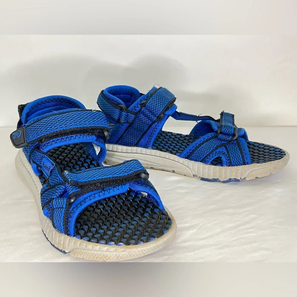 Kamik ~ Boys Velcro Sandals ~ Size 2 ~ Blue & Black ~ Pre Loved